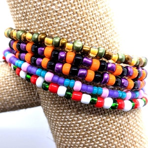 Holiday Colors Seed Bead Bracelets, Glass Bead Colorful Dainty Minimalist Jewelry, Gift for Her // Choose Color, See Description for Sizes