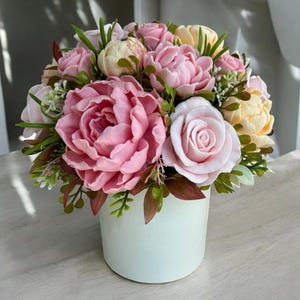 Soap Flower Bouquet – Scented Decorative Gift with Cardboard Vase