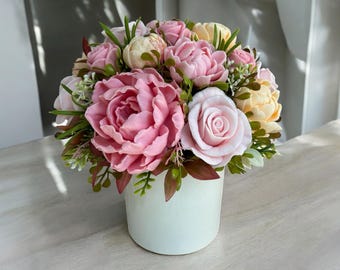 Soap Flower Bouquet – Scented Decorative Gift with Cardboard Vase