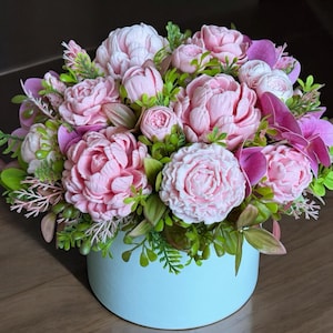 Peony Soap Flower Arrangement – Long-Lasting Floral Gift