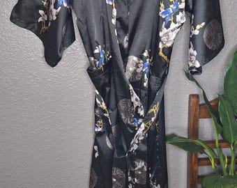 oriental-ish robe | med