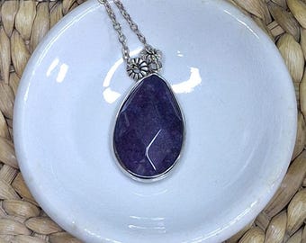 teardrop gem necklace