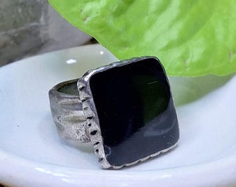 black square ring