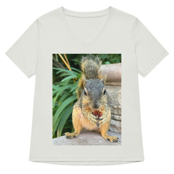 ROSA "Dainty Lady"--Women’s relaxed V-neck t-shirt