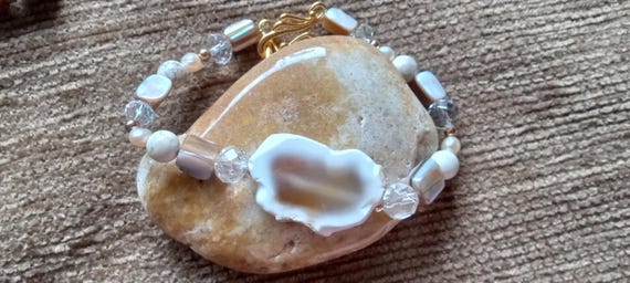 One of a kind, array of genuine pearl, gemstone a… - image 2