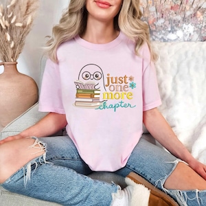Just One More Chapter Embroidery Design – Cute Bookworm Digital Machine File