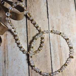 Genuine Quartz Beaded Bracelet – Handmade Gold Accent Stretch Jewelry – Real Gemstone Gift for Her – 4mm Natural Clear Quartz