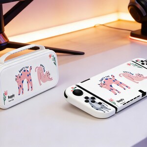 Conjunto de acessórios para console com tema de gato original, capa de silicone personalizada e estojo de transporte em EVA, lindo kit gamer com gatinho rosa, presente para NS Oled Lite NS2