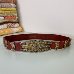 Safeena Vintage 80s Brown Leather Chunky Gold Studded  display picture 3