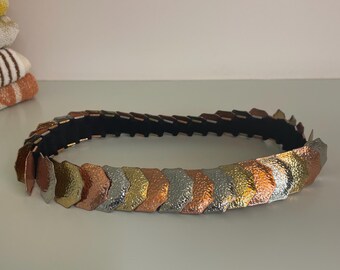 Vintage 80s Gold Tone Metal Scale Stretch Belt Womens Sz XS/S Retro Disco Boho Thinp Grevosea 3 Pieces Sequin Belt Dress Belts for Girls  main image 3