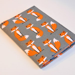 Reisepasshülle Hülle Etui Halter kleiner Fuchs orange und grau Baumwollstoff