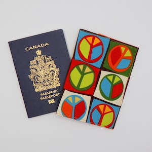 Housse de couverture de passeport porte-étui en coton Peace and Love