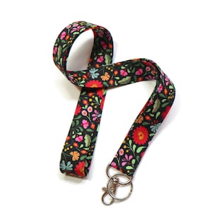 Blumiges Lehrerband mit optionalem Ausreißer - Baumwollstoff mit knallrotem Blumenmotiv auf schwarz - Ausweishalter - Schlüsselanhänger