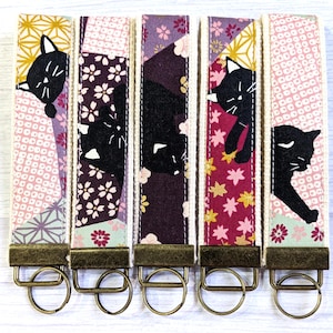 Patchwork Cat Key Fob – Cotton Wristlet Keychain, Teacher Gift