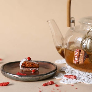Infuseur à thé en forme de gâteau, breloque pour gâteau, passoire à thé en vrac avec pendentif en céramique image 5
