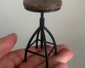 Dollshouse miniature furniture, 1:12  stool