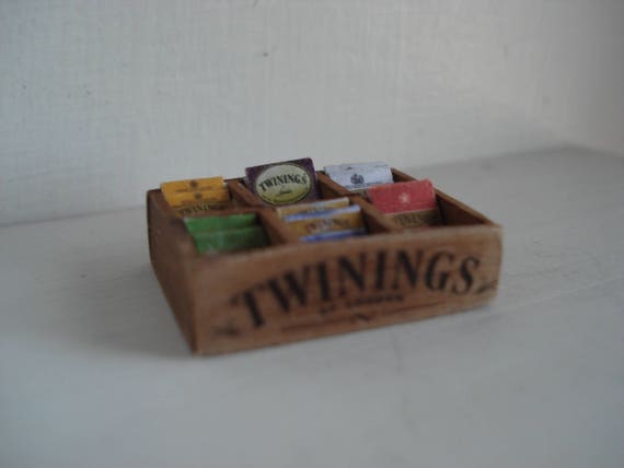 Miniature dolls house accessories Box of Cigars 1//12th miniature scale size