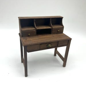 Dollshouse miniature desk, miniature table, 1:12 scale writing desk