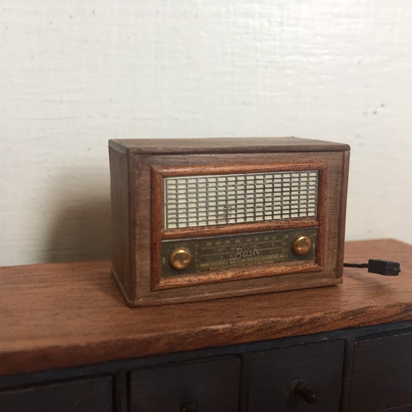 Dollshouse miniature old radio, one inch scale radio, miniature furniture, dollhouse radio, 1:12 scale radio