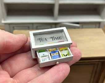 Dollhouse Miniature Tea Box with Tea Bags, 1:12 Scale