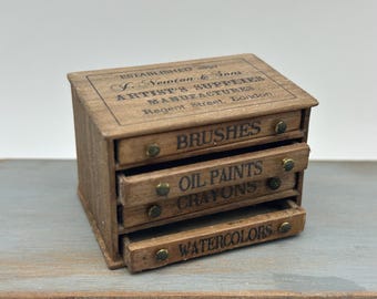 Dollshouse miniature furniture, chest of drawers