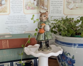 Beatrix Potter's "Simpkin" Vintage Cat Figurine 1975 F. Warne & Co. Ltd. Beswick England