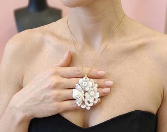 gioielli italiani, collana con cammeo di Torre del Greco, collana con cammeo con farfalle, cammeo autentico, collana donna, collana sposa