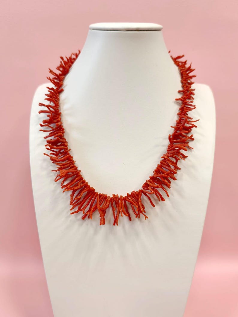 women's necklace, natural coral necklace, décolleté necklace, women's gift, real coral necklace, summer necklace, eye-catching necklace, jewels image 2