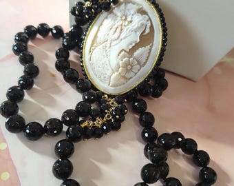 Collar con camafeo de concha de sardónice grabado a mano, joyería italiana, collar de mujer, collar de ónix, collar hecho a mano, regalo