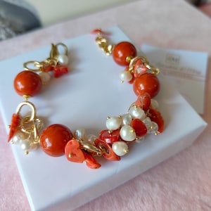 women&#39;s bracelet, Italian jewelry, coral paste bracelet, bracelet with pearls and natural coral, bracelet with cluster, coral