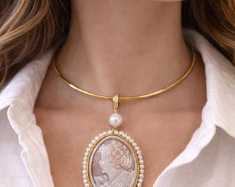 Italienischer Schmuck, Torre del Greco Cameo-Halskette, elegante Halskette mit Cameo und Perlen, elegante Damenkette, Geschenkidee für Frauen