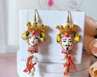Siciliaanse oorbellen, Moorse hoofd oorbellen, Caltagirone keramische oorbellen, koraal oorbellen, hanger oorbellen, cadeau