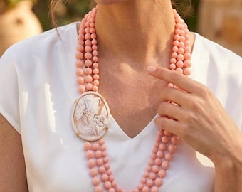 gioielli italiani, collana con cammeo , collana multifilo, collana in pasta di corallo rosa, collana multifilo con cammeo , collana donna