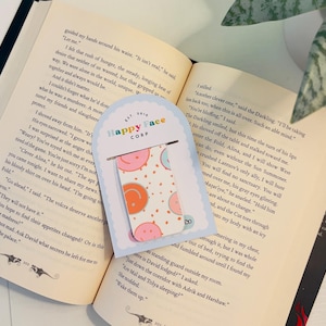 Retro Smiling Face Magnetic Bookmark, Girly Waterproof Bookmark, Bookish Gift, Birthday Gift, Christmas Gift