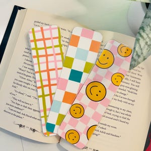 Retro Checkered Smiling Faces Bookmark, Retro Waterproof Bookmark, Bookish Gift, Birthday Gift, Christmas Gift