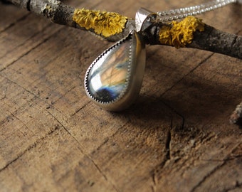 Labradorite leafly necklace in sterling silver