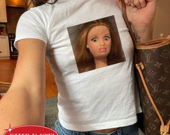 Funny Doll Face Baby Tee Funny Judging Expression Y2K TikTok Meme Shirt Sarcastic WTF Look Tee Retro Cute Sassy Aesthetic Graphic Shirt