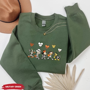 Vintage Mickey Halloween Sweatshirt, Disney Halloween Hoodie, Trick Or Treat Sweatshirt,Halloween Pumpkin Shirt, Spooky Season Shirt
