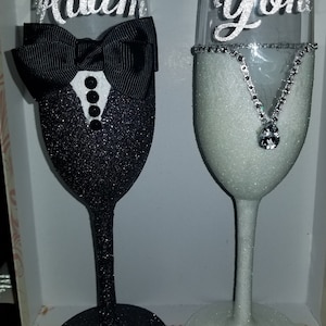 Custom Bride and Groom Champagne Flutes with gift box