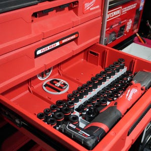 Packout Schubladen-Einsatz für M12 FUEL Winkel-Schlagschrauber und 43-teiliger Kraft-Steckschlüssel-Satz (RABT) - Sidewinder Style