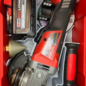 Inserto Packout para amoladora angular con interruptor de paleta M18 Fuel de 4 1/2" (MAG)