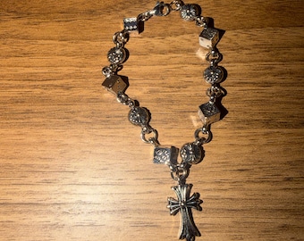 Silver dice cross flower bracelet for women (18cm)