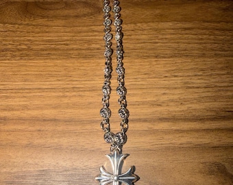 Silver cross gothic chain necklace