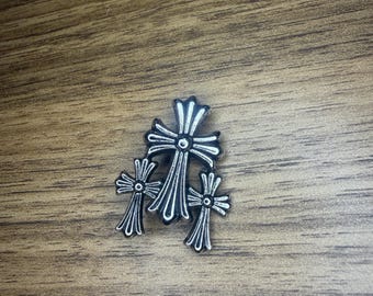 3 way cross with rivets for DIY crafts, clothing, decoration