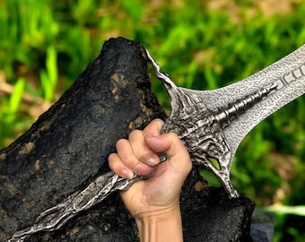 Sacred Relic Sword Replica – Elden Ring, Full Metal Hand Forged Prop