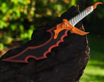 Kasaka's Venom Fang Dagger & Knight Killer Dagger | Life-size