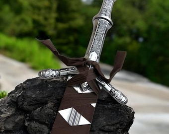 Réplica de la Espada de la Luz de la Luna Sagrada – Forjada a mano en metal completo para cosplay de Bloodborne