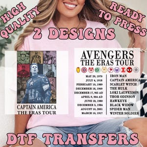 K&ouml;nnte beinhalten: Rosa DTF-Transfer mit zwei Designs: "Captain America: The Eras Tour" mit Charakterbildern und "Avengers: The Eras Tour" mit Charakternamen und Daten. Der Text "High Quality, Ready to Press, 2 Designs, DTF Transfers" ist ebenfalls sichtbar.