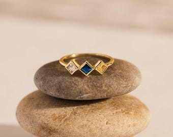 Dainty Birthstone Ring, Daily Ring, Mom Gift, Graduation Gift, Grandma Ring, Mothers DaysGift, Birthday Gift for Her