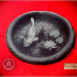 鯉の池の3Dイリュージョン - リアルなグレースケールレーザー彫刻デジタルデザイン（PNG）